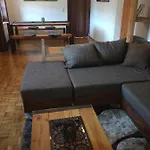 Burgapartment Felsenhaeuschen