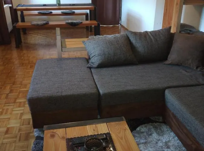 Burgapartment Felsenhaeuschen