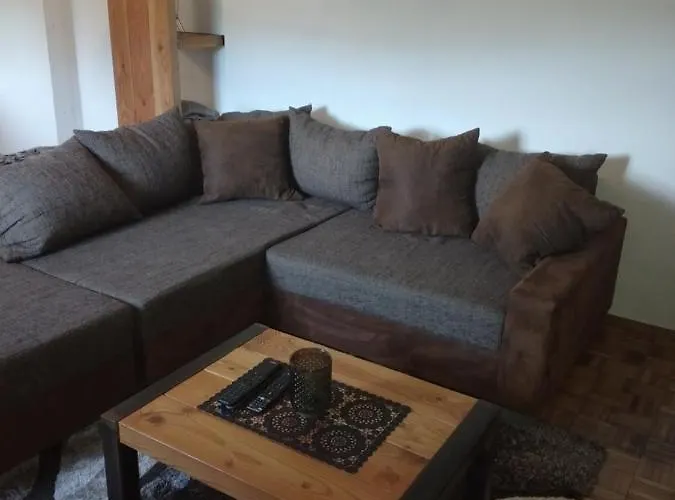 Burgapartment Felsenhaeuschen Apartman *