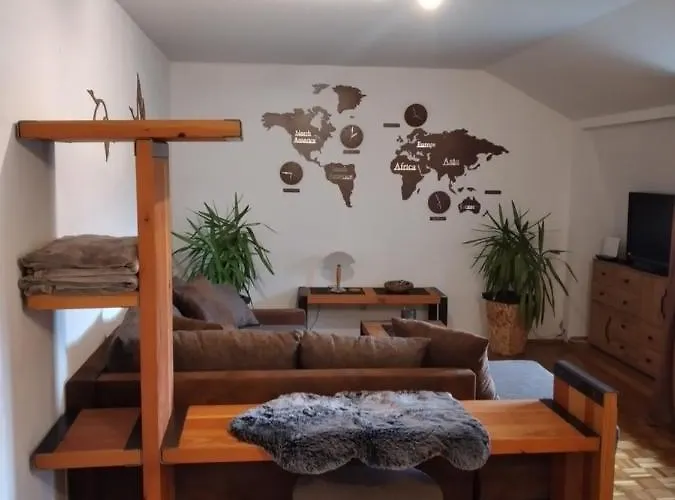 Burgapartment Felsenhaeuschen * Monschau