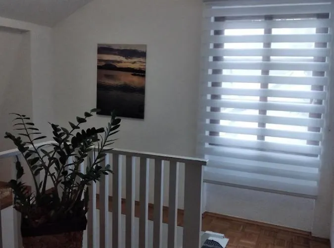 Burgapartment Felsenhaeuschen *